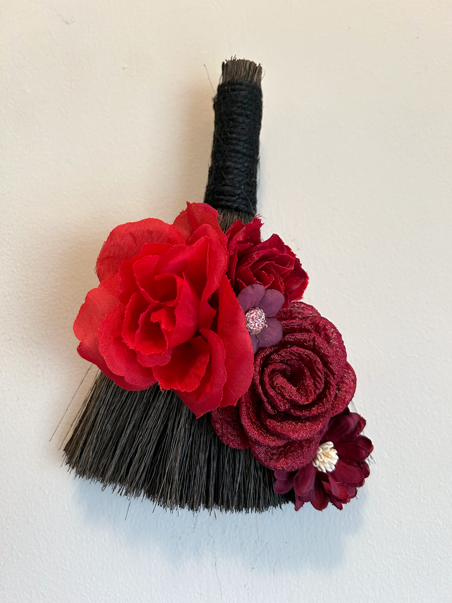 "Nayeli" Cinnamon Broom - Small